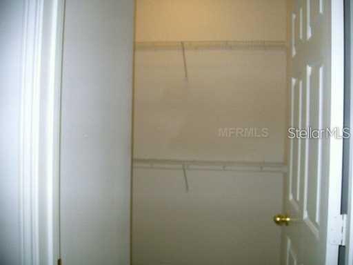 Building Photo - 235 Goldenrain Dr