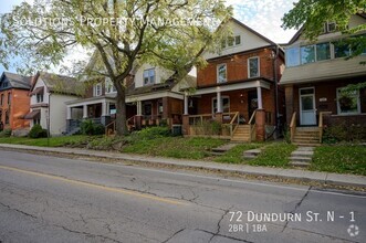 Building Photo - 72 Dundurn St N