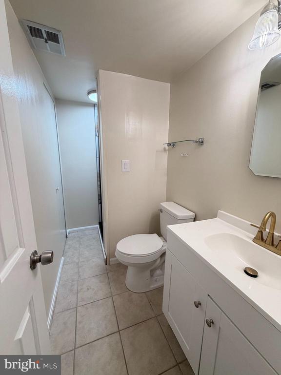 Foto del edificio - 3975 Wintergreen Pl