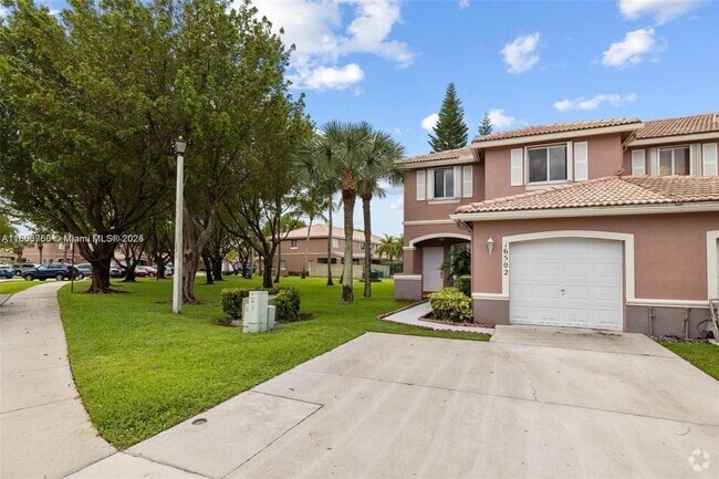 Building Photo - 16502 SW 68th Ter