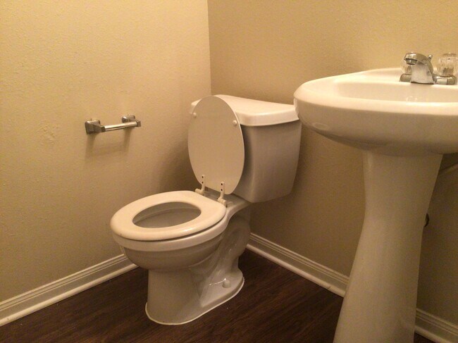 Foto del edificio - 22270 Queenbury Hills Dr