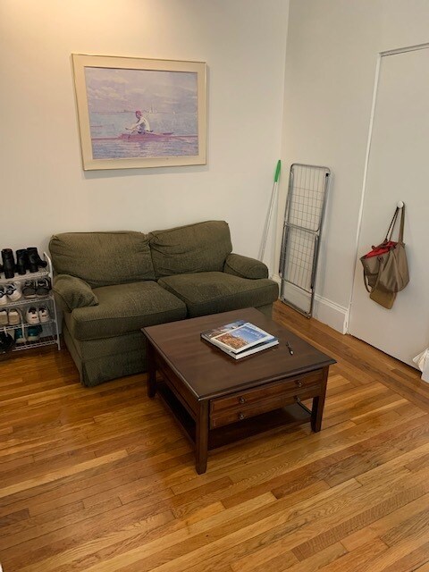 Building Photo - 1870 Commonwealth Ave