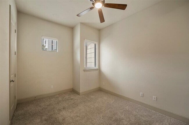 Foto del edificio - 2816 Leeland St