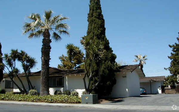 Primary Photo - 3585 Granada Ave