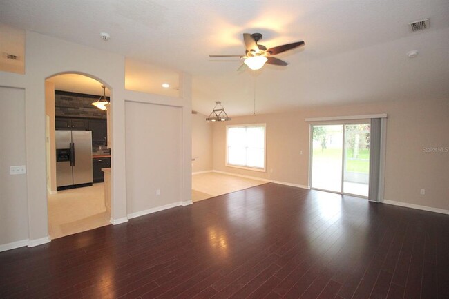 Building Photo - 25 Bird of Paradise Dr
