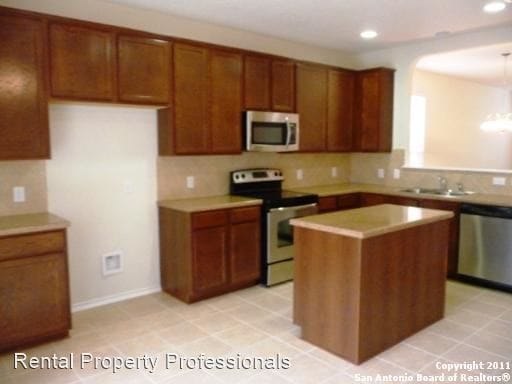 Building Photo - 4 br, 2.5 bath House - 23122 Cardigan Chase