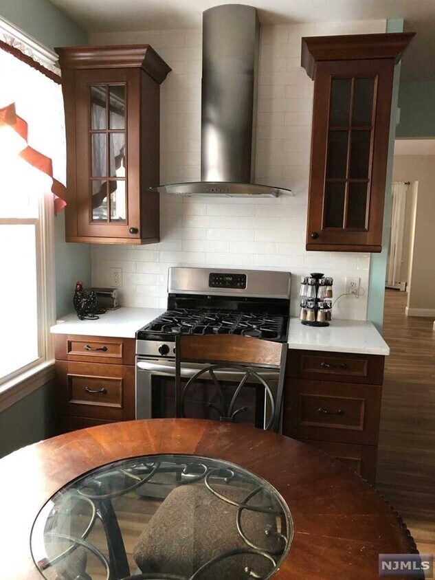 142 Midland Ave, Garfield, NJ 07026 Townhome Rentals in Garfield NJ