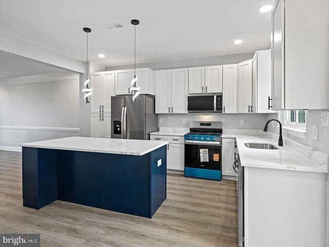 Foto del edificio - 13133 Park Crescent Cir