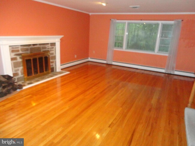 Foto del edificio - 503 Fairway Ct