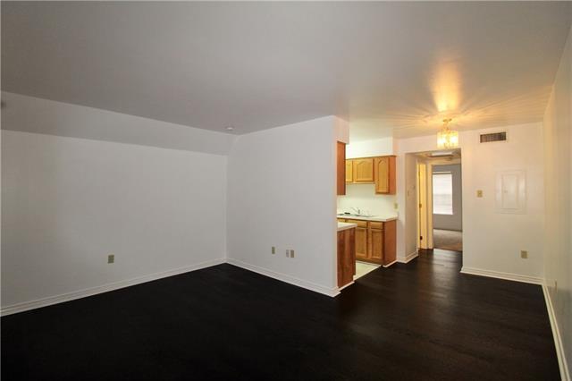 Building Photo - 6574 Fleur De Lis Dr
