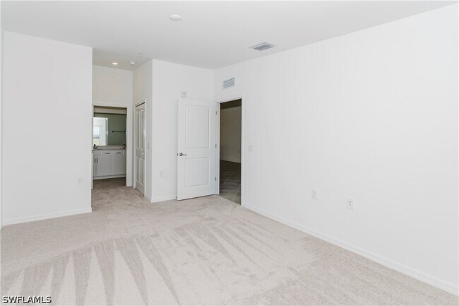 Foto del edificio - 5454 Double Eagle Cir