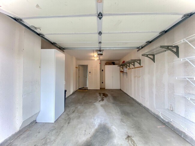 Foto del edificio - Gorgeous Condo - Gated Community in Fremont!
