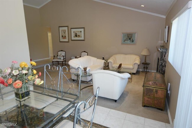 Foto del edificio - 4 br, 2 bath House - 877 Ballina Ct