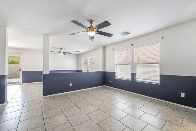 Building Photo - Charming Single-Story Home in Silverado Pines!