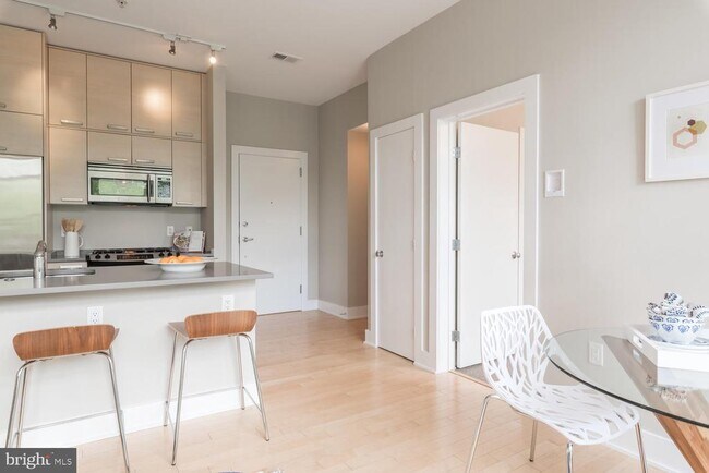 Foto del edificio - 1616 11th St NW