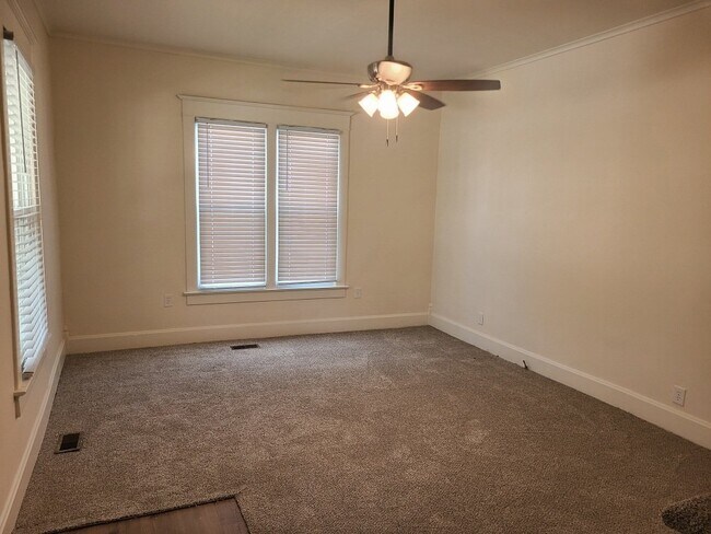 Foto del edificio - 717 Seed St