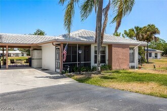 Building Photo - 220 Oakmont Pkwy