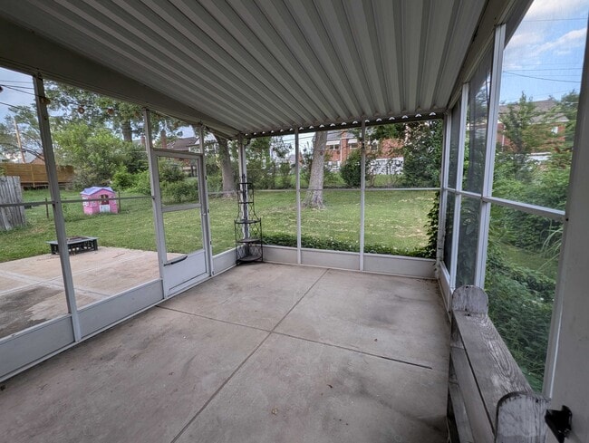 Building Photo - 8612 Neier Ln