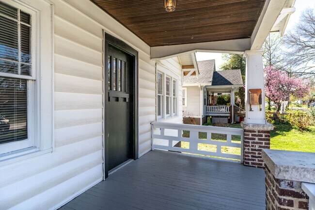 Foto del edificio - Available June 15!