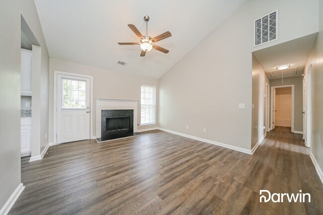 Building Photo - 4862 Larkspur Ln
