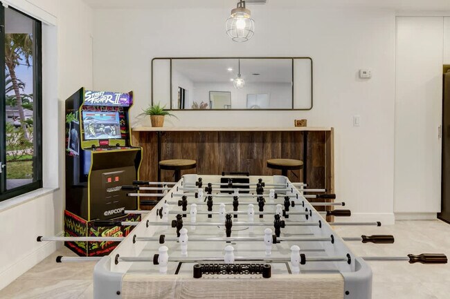 Foto del edificio - 2325 NE 195th St