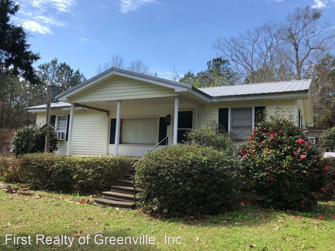 3 br, 1 bath House 334 Avant Rd House Rental in AL