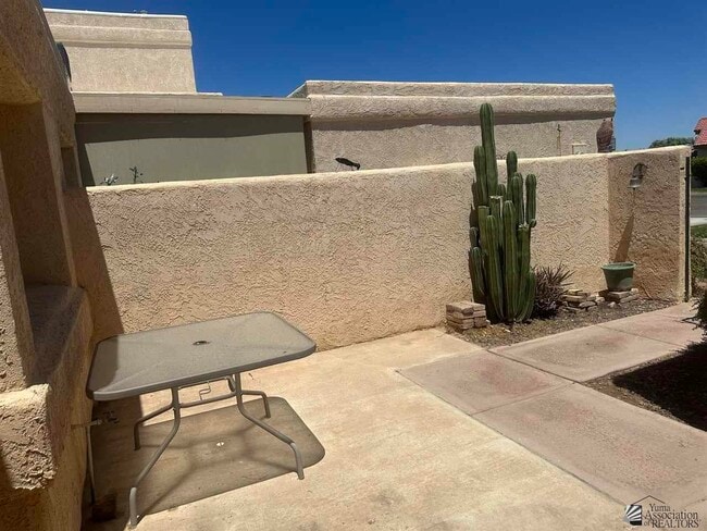 Building Photo - 12495 E Del Rey Dr