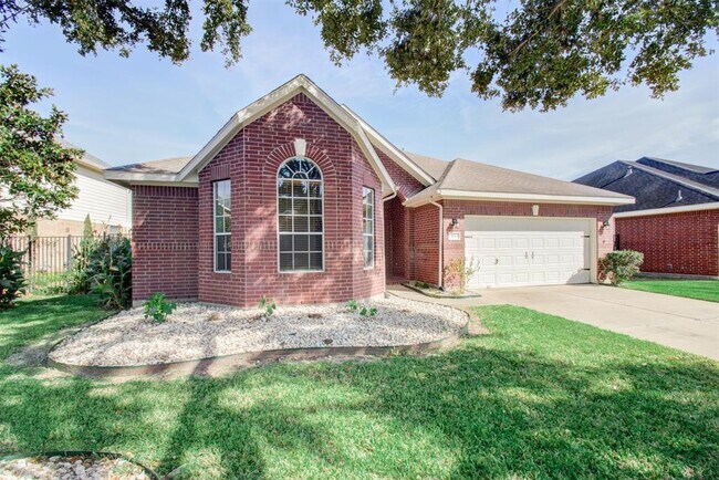 Building Photo - 814 N Elder Grove Dr