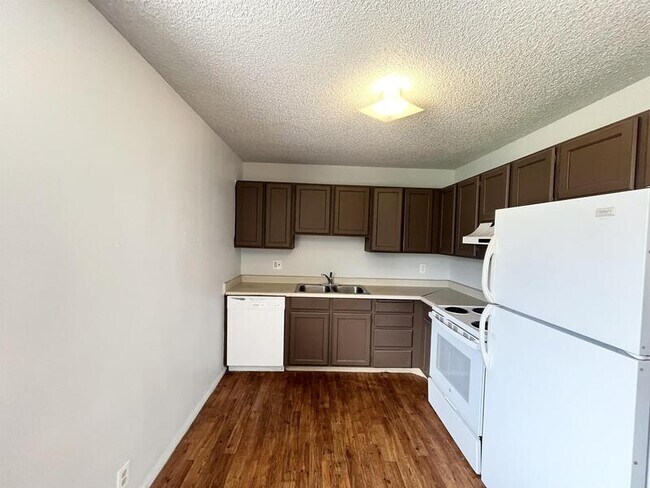 Foto del edificio - 1265 Crandall Ave S