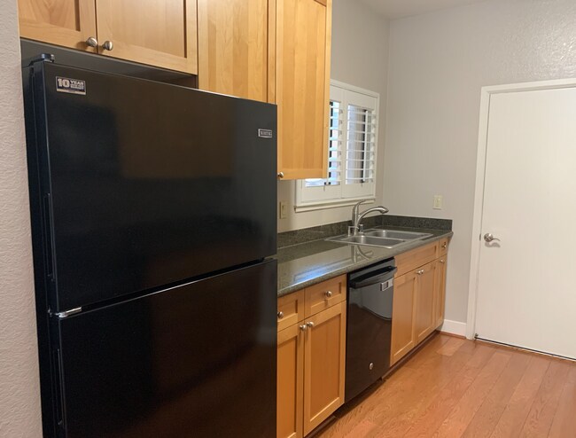 Foto del edificio - 250 Copper Ridge Rd