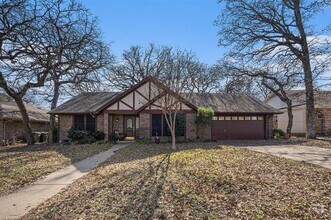 Building Photo - 5900 Scenic Forest Trail