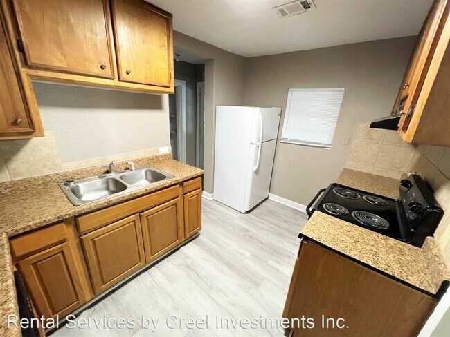 Building Photo - 3 br, 2 bath House - 3950 Rothwell St.