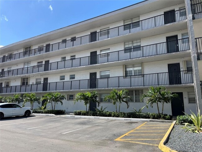 Foto del edificio - 14155 SW 87th St