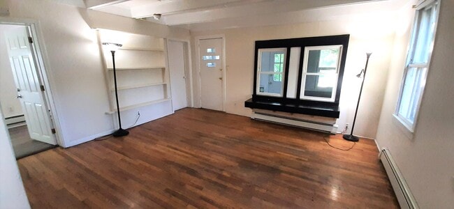 Building Photo - 405 S Aurora St