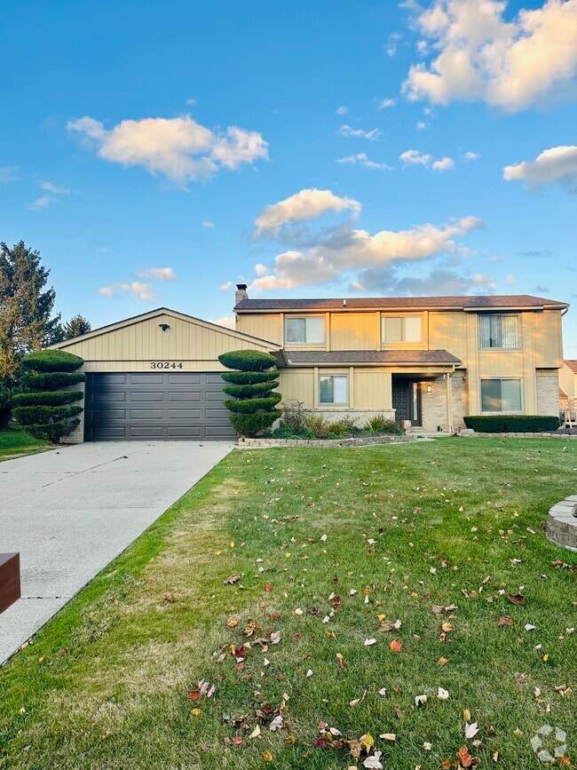 Building Photo - 30244 Southampton Ln