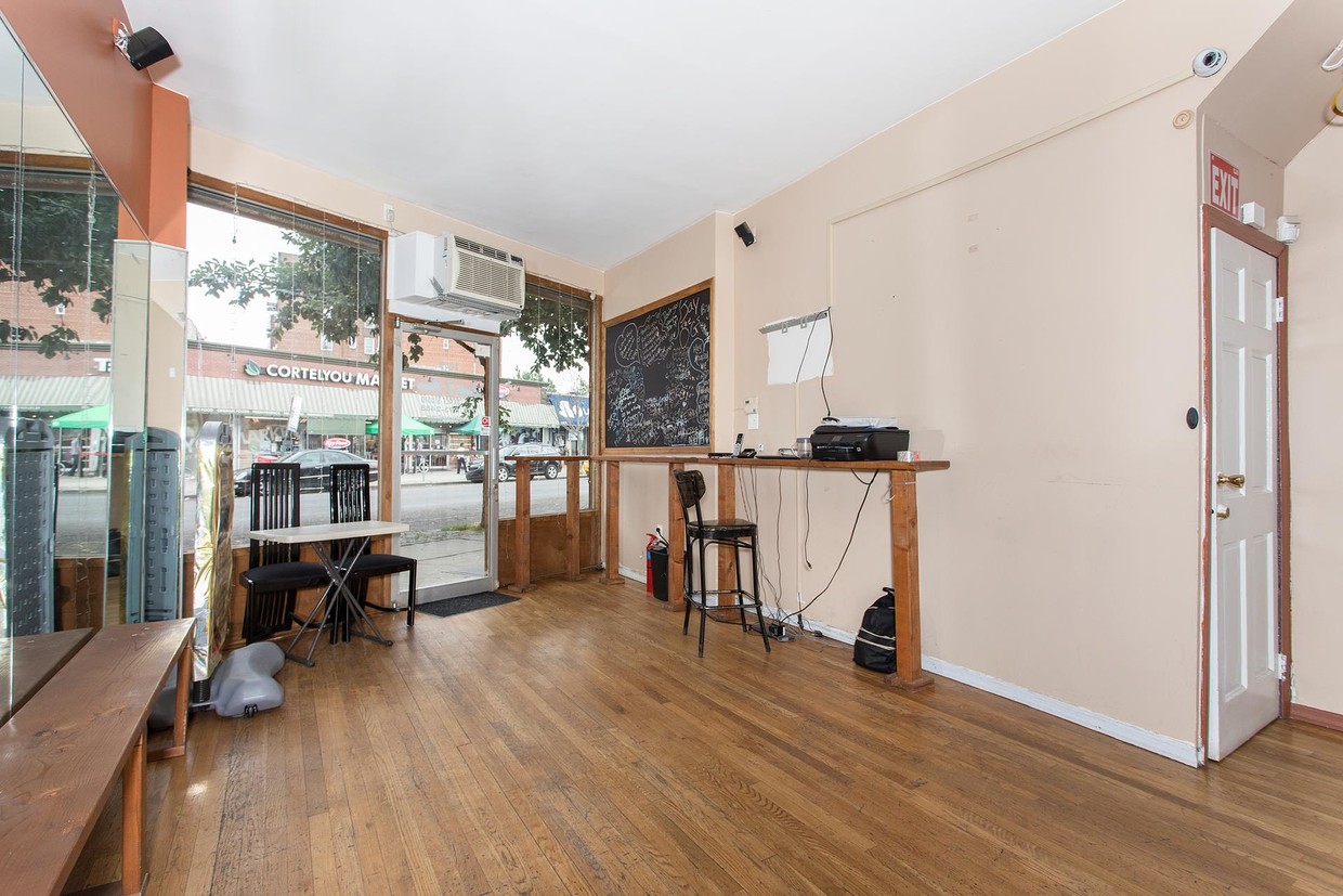 1609 Cortelyou Rd Unit COMMERCIAL, Brooklyn, NY 11226 Condo for Rent