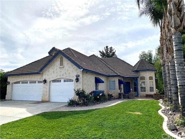 Building Photo - 23235 Continental Dr