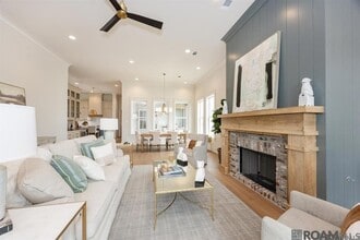 Building Photo - 13751 Sweet Cherry Dr