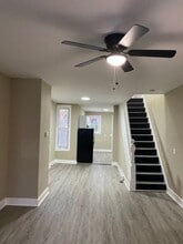 Building Photo - 2114 Hollins St