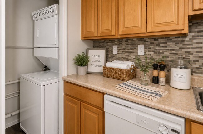 Foto del edificio - Gwynnbrook Townhomes