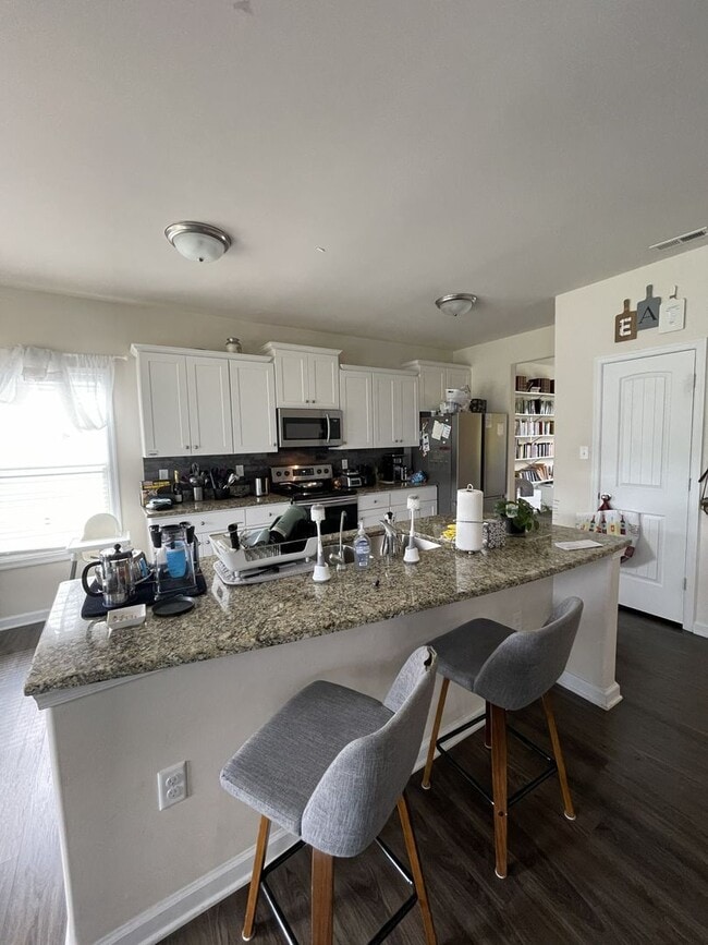 Building Photo - 2913 Seven Kings Ct