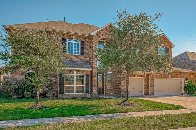 Building Photo - 30806 Academy Trace Dr