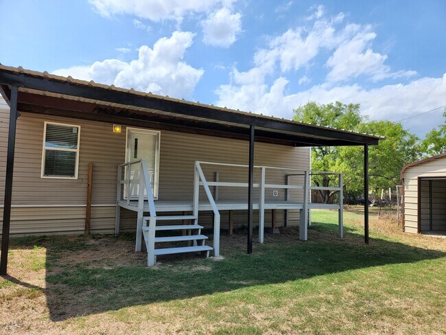 Foto del edificio - 616 Co Rd 118B