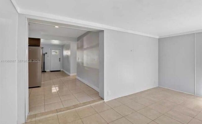 Building Photo - 4998 SW 92nd Terrace