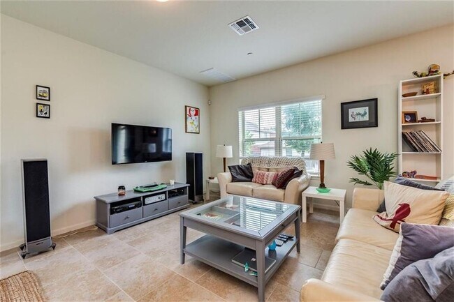 Open living room - 1620 Bryant Dr