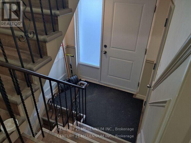 Building Photo - 59 Garthdale Ct