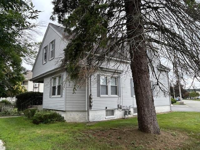 Building Photo - 1821 Cranston St