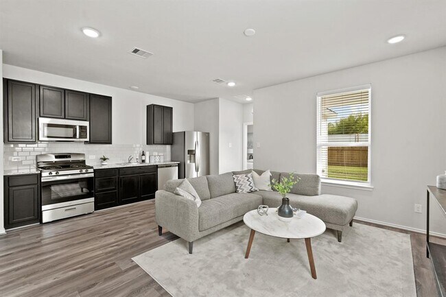 Building Photo - 1410 Acorn Mdw St