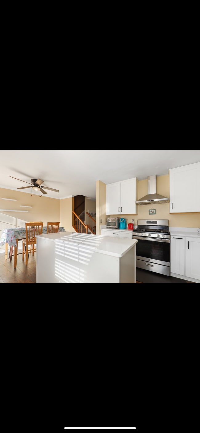 Foto del edificio - 507 Stafford Glen Ct