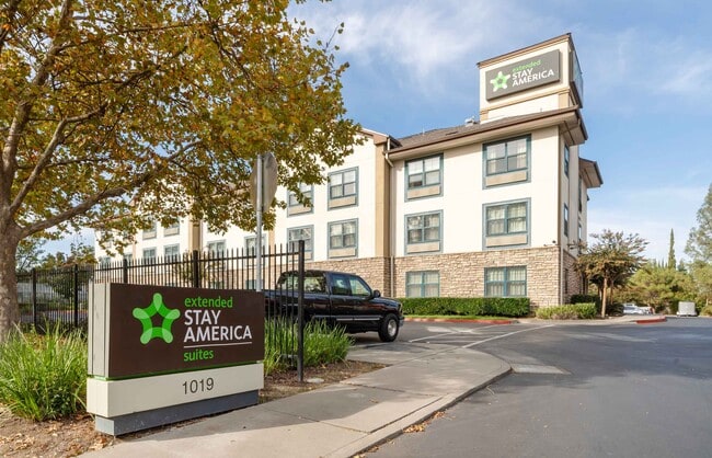 Building Photo - Furnished Studio-Fairfield - Napa Valley